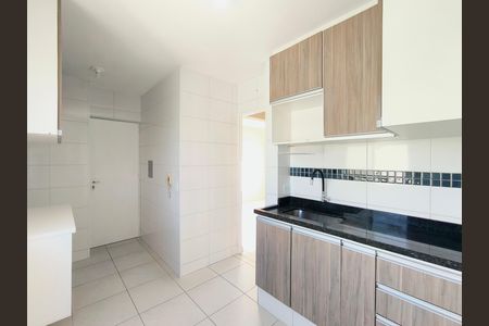 Cozinha de apartamento para alugar com 2 quartos, 53m² em Jardim Tamoio, Jundiaí