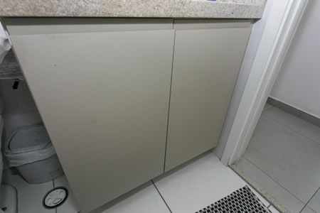 Apartamento à venda com 73m², 3 quartos e 1 vaga Apartamento à venda com 73m², 3 quartos e 1 vagaBanheiro