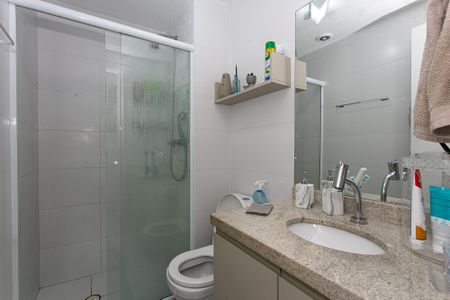 Apartamento à venda com 73m², 3 quartos e 1 vaga Apartamento à venda com 73m², 3 quartos e 1 vagaBanheiro