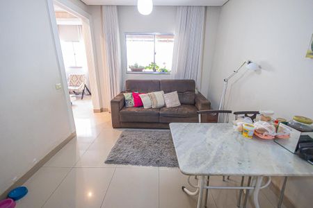 Casa à venda com 240m², 3 quartos e 3 vagasCopa