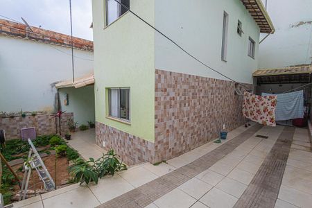 Casa à venda com 240m², 3 quartos e 3 vagasÁrea Externa