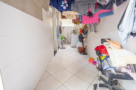 Casa à venda com 240m², 3 quartos e 3 vagasÁrea de Serviço