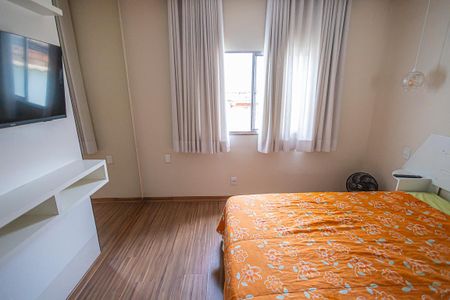 Casa à venda com 240m², 3 quartos e 3 vagasQuarto 2