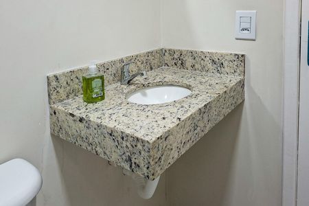 Apartamento para alugar com 77m², 3 quartos e 1 vaga Apartamento para alugar com 77m², 3 quartos e 1 vagaBanheiro