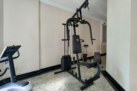 Apartamento para alugar com 77m², 3 quartos e 1 vaga Apartamento para alugar com 77m², 3 quartos e 1 vagaAcademia