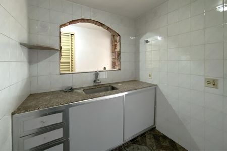 Casa para alugar com 382m², 4 quartos e 4 vagasEdícula - Cozinha