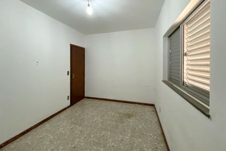 Casa para alugar com 382m², 4 quartos e 4 vagasQuarto 