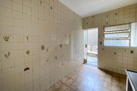 Casa para alugar com 382m², 4 quartos e 4 vagasCozinha