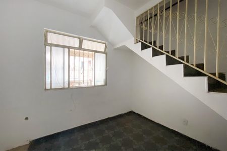 Casa para alugar com 382m², 4 quartos e 4 vagasSala