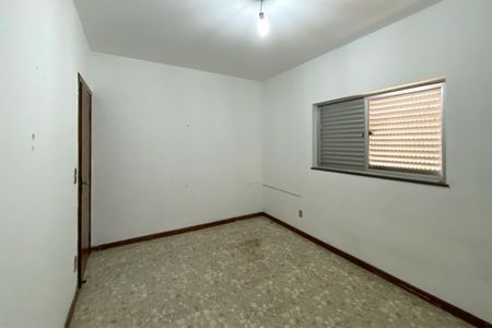 Casa para alugar com 382m², 4 quartos e 4 vagasQuarto 