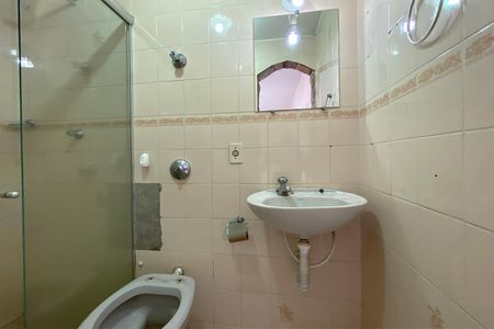 Casa para alugar com 382m², 4 quartos e 4 vagasEdícula - Banheiro