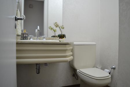 Apartamento à venda com 154m², 4 quartos e 2 vagasLavabo