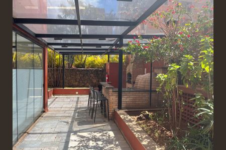 Apartamento à venda com 154m², 4 quartos e 2 vagasChurrasqueira