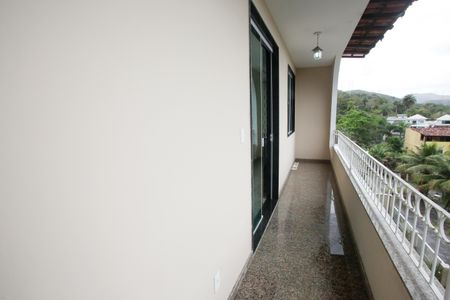 Casa de condomínio à venda com 450m², 3 quartos e 2 vagasVaranda da Suíte
