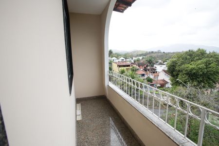 Casa de condomínio à venda com 450m², 3 quartos e 2 vagasVaranda da Suíte