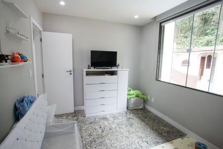 Casa de condomínio à venda com 450m², 3 quartos e 2 vagasQuarto 1