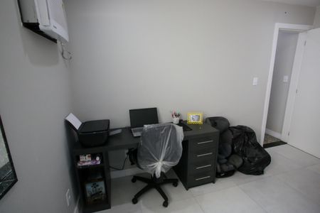 Casa de condomínio à venda com 450m², 3 quartos e 2 vagasQuarto 2