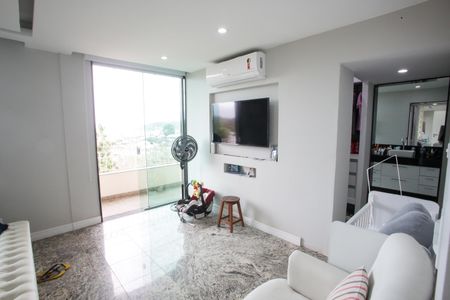 Casa de condomínio à venda com 450m², 3 quartos e 2 vagasSuíte