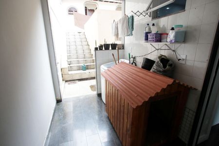 Casa de condomínio à venda com 450m², 3 quartos e 2 vagasÁrea de Serviço