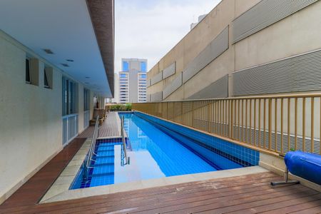 Apartamento à venda com 46m², 1 quarto e 1 vagaÁrea comum - Piscina