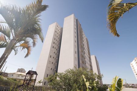 Apartamento para alugar com 72m², 3 quartos e 1 vagaFachada