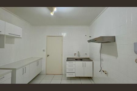Apartamento para alugar com 129m², 2 quartos e 1 vaga Apartamento para alugar com 129m², 2 quartos e 1 vagaCozinha