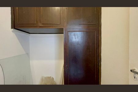 Apartamento para alugar com 129m², 2 quartos e 1 vaga Apartamento para alugar com 129m², 2 quartos e 1 vagaQuarto de Serviço