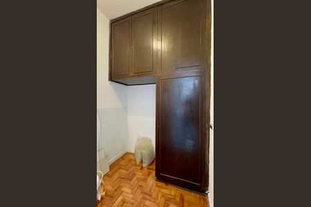 Apartamento para alugar com 129m², 2 quartos e 1 vaga Apartamento para alugar com 129m², 2 quartos e 1 vagaQuarto de Serviço