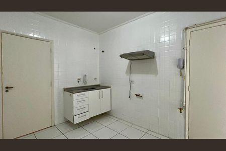 Apartamento para alugar com 129m², 2 quartos e 1 vaga Apartamento para alugar com 129m², 2 quartos e 1 vagaCozinha