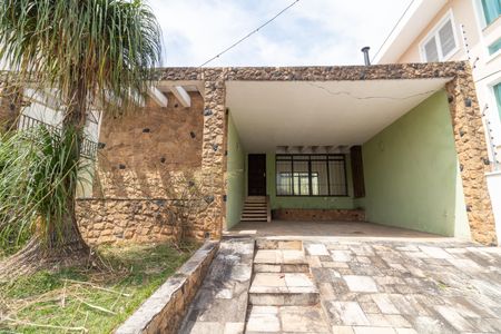 Casa à venda com 196m², 3 quartos e 4 vagasGaragem