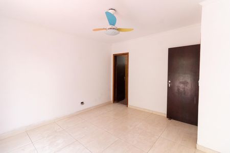 Casa à venda com 196m², 3 quartos e 4 vagasSuíte