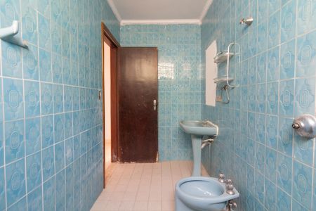 Casa à venda com 196m², 3 quartos e 4 vagasBanheiro