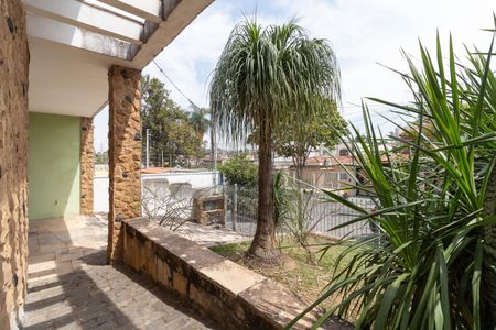 Garagem de casa à venda com 3 quartos, 196m² em Jardim Jussara, São Paulo