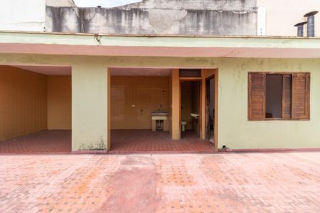 Área de Serviço - Quintal de casa à venda com 3 quartos, 196m² em Jardim Jussara, São Paulo