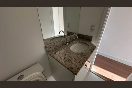 Apartamento para alugar com 71m², 3 quartos e 1 vaga Apartamento para alugar com 71m², 3 quartos e 1 vagaBanheiro