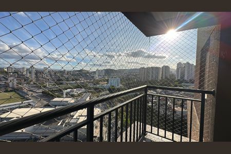 Apartamento para alugar com 71m², 3 quartos e 1 vaga Apartamento para alugar com 71m², 3 quartos e 1 vagaVaranda