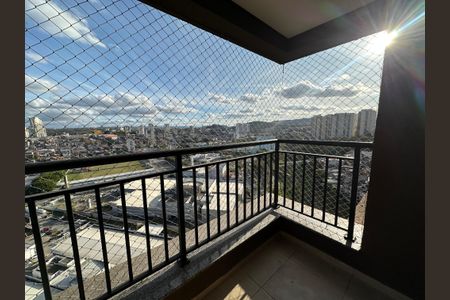 Apartamento para alugar com 71m², 3 quartos e 1 vaga Apartamento para alugar com 71m², 3 quartos e 1 vagaVaranda