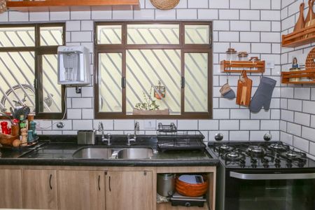 Casa à venda com 120m², 3 quartos e 1 vagaCopa e Cozinha