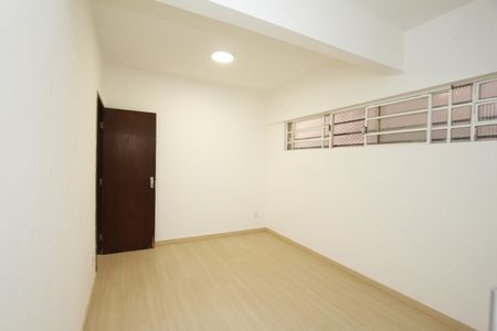 Apartamento à venda com 120m², 3 quartos e 1 vagaQuarto 2