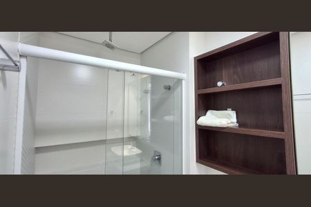 Studio para alugar com 51m², 1 quarto e 1 vaga Studio para alugar com 51m², 1 quarto e 1 vagaBanheiro
