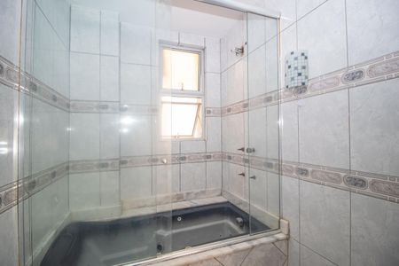 Apartamento à venda com 127m², 4 quartos e sem vagaBanheiro 2