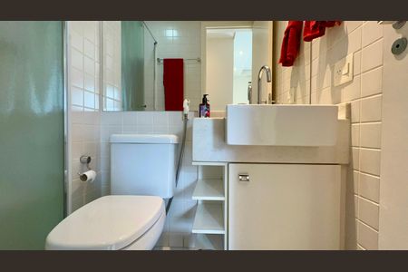 Apartamento para alugar com 97m², 2 quartos e 1 vaga Apartamento para alugar com 97m², 2 quartos e 1 vagaBanheiro