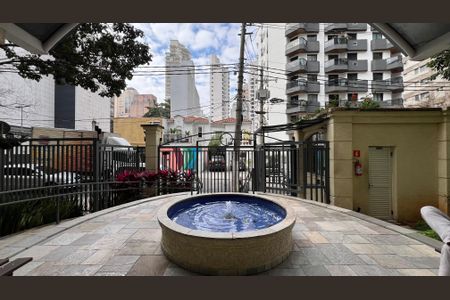 Apartamento para alugar com 97m², 2 quartos e 1 vaga Apartamento para alugar com 97m², 2 quartos e 1 vagaEntrada