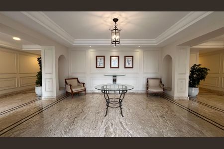 Apartamento para alugar com 97m², 2 quartos e 1 vaga Apartamento para alugar com 97m², 2 quartos e 1 vagaHall de entrada