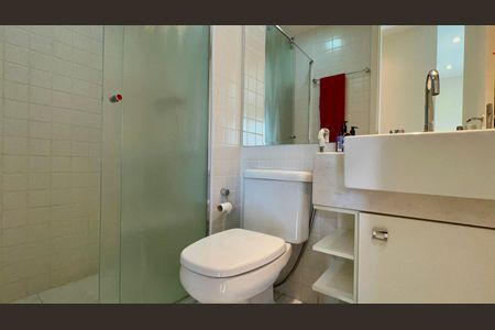 Apartamento para alugar com 97m², 2 quartos e 1 vaga Apartamento para alugar com 97m², 2 quartos e 1 vagaBanheiro