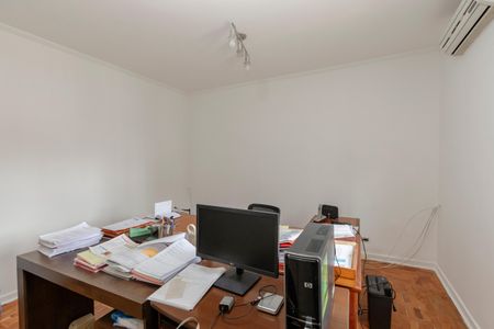 Casa à venda com 150m², 3 quartos e 2 vagas Casa à venda com 150m², 3 quartos e 2 vagasQuarto 2