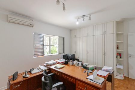 Casa à venda com 150m², 3 quartos e 2 vagas Casa à venda com 150m², 3 quartos e 2 vagasQuarto 2