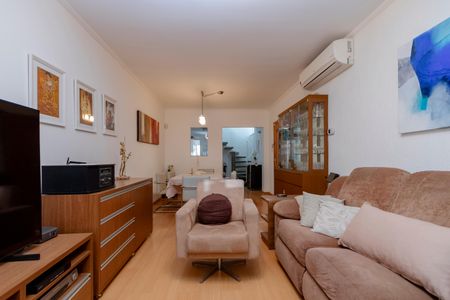 Casa à venda com 150m², 3 quartos e 2 vagas Casa à venda com 150m², 3 quartos e 2 vagasSala 1