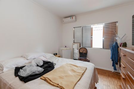 Casa à venda com 150m², 3 quartos e 2 vagas Casa à venda com 150m², 3 quartos e 2 vagasSuíte