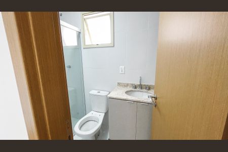 Apartamento à venda com 66m², 2 quartos e 1 vagaBanheiro da Suíte 2